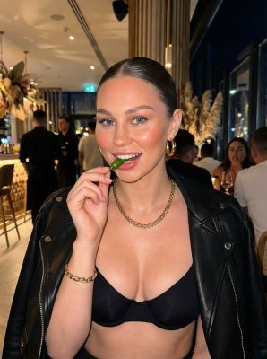 Аня , от 8000 в час